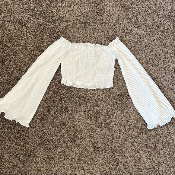 SHEIN SXY Off Shoulder Frill Trim Trumpet Sleeve Ruffle Hem Crop Blouse - Picture 1 of 2